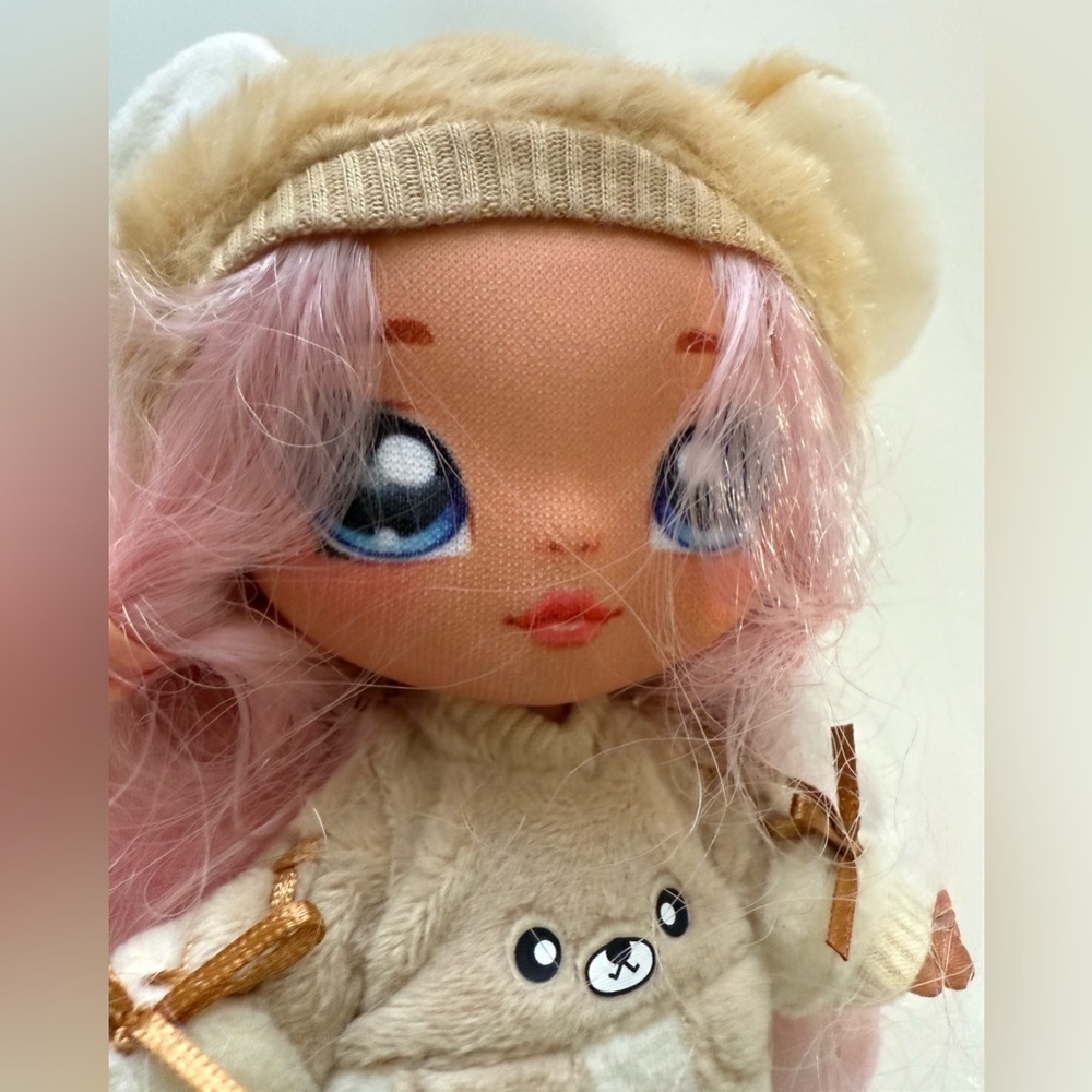 Na! Na! Na! Surprise - Picture 9 of 10